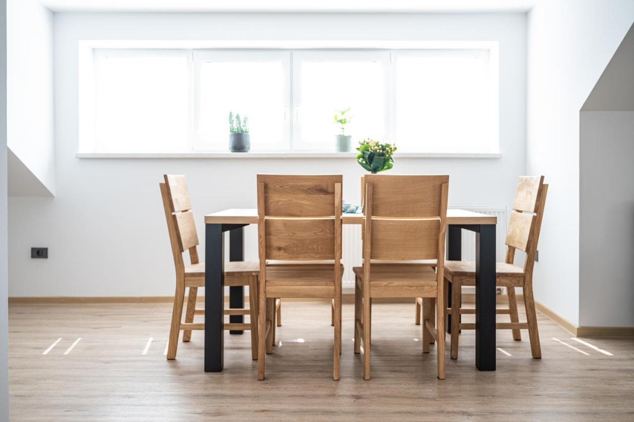 Apartmaji Mise Apartment Mezica ภายนอก รูปภาพ