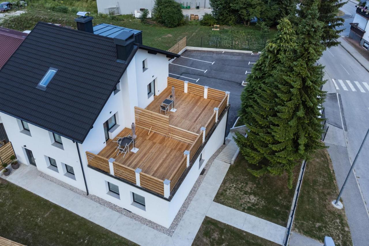 Apartmaji Mise Apartment Mezica ภายนอก รูปภาพ